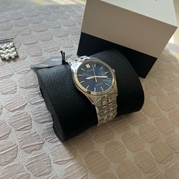 Gorgeous authentic Citizen mens watch - Picture 6 of 6